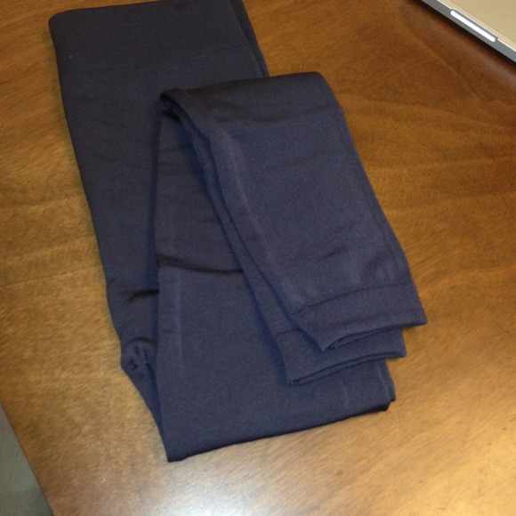 Thick leggings(not available right now) - Picture 1 of 4