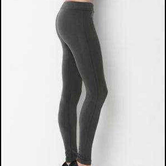 Thick leggings(not available right now) - Picture 2 of 4