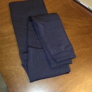 Thick leggings(not available right now)