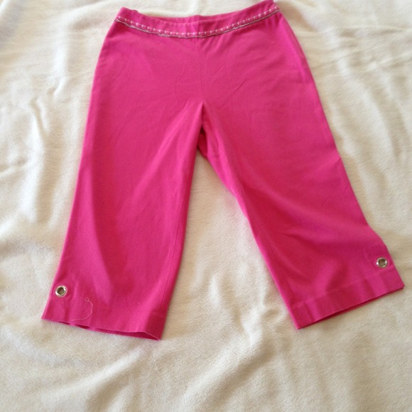 Mid calf, cropped pants.