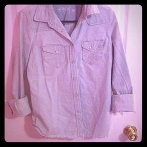 SOLDGap denim shirt NWOT!