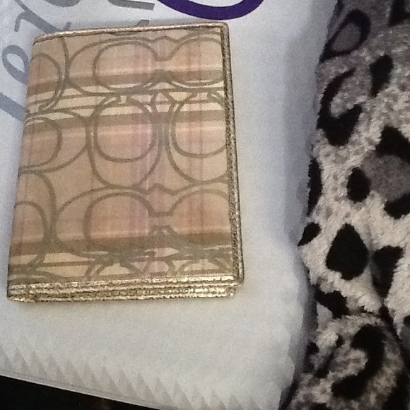 Coach passport wallet
