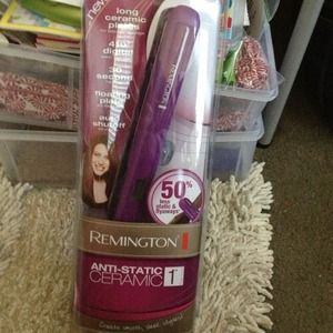 "Traded". Slim Hair Straightener