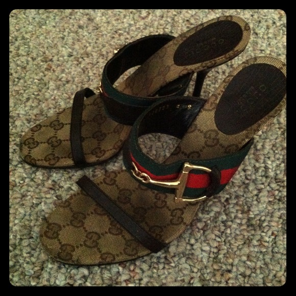 reduced! ✨gucci horsebit sandals size 8b