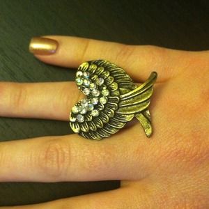 Adjustable Heart Wings Rhinestone Bronzey Ring