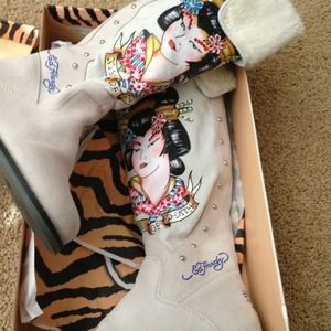 Ed Hardy Uggs