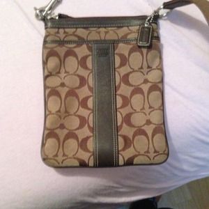 Coach cross body bag!!! Authentic!!!