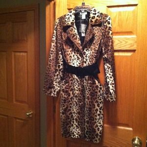 🌀REDUCED🌀WD.NY leopard coat