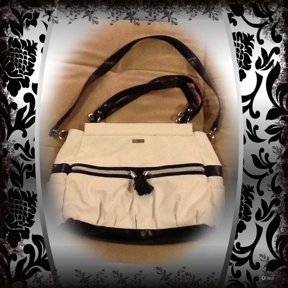 Miche bag Handbags - HOLD FOR tferris Miche Bag Prima Shell and base.