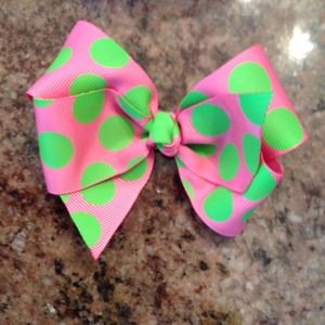 Custom made hair bows