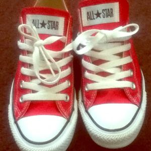 Red chucks 👠❌RESERVED