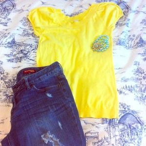 ❌SOLD ❌Gap lemon yellow sweater 🍋