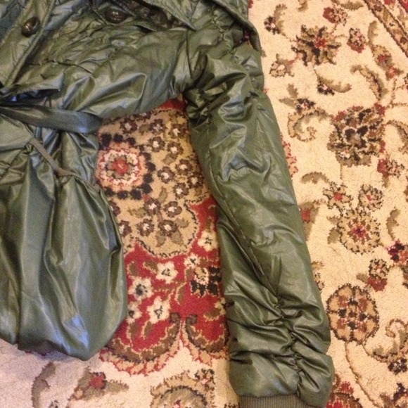 💥SOLD💥 HUNTERGREEN coat Lightweight - Picture 2 of 4