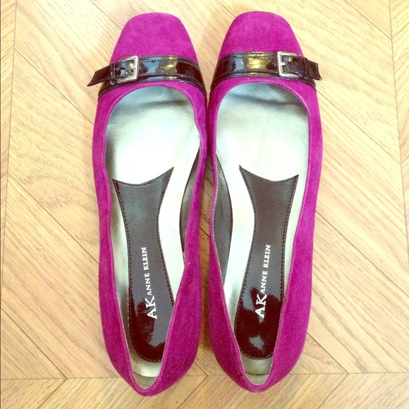 fuchsia suede flats with buckle