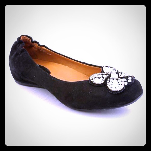 Black suede Earthies Flats. Brand new never worn!