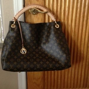 Inspired Louis Vuitton Artsy MM