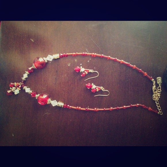 Red Crystal necklace with a bit of gold