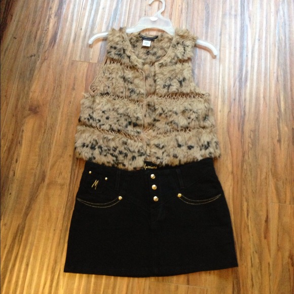 🎉Final Sale! Marciano by Guess black denim skirt