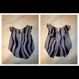 Bundle for hrhjenni 🌸🌸🌸 Cute striped top and