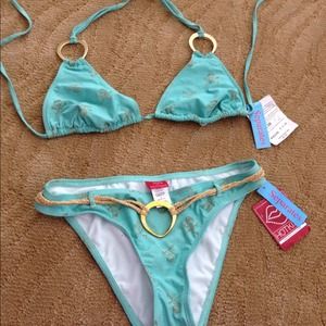 Skull and crossbones brand new bikini