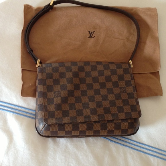 Louis Vuitton Handbags - Reserved-Louis Vuitton tango short strap