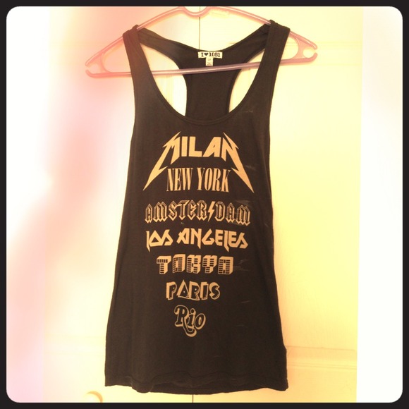 ❌SOLD!❌ Cute racerback tank