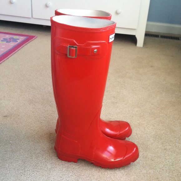 Hunter rain boots sz 5 lava red - Picture 3 of 4