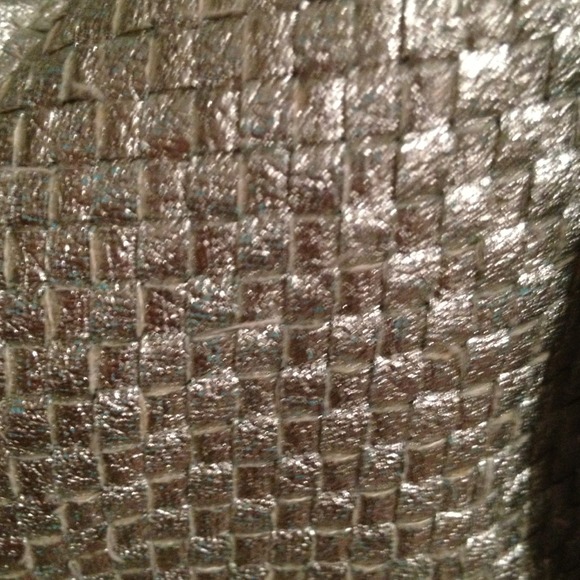 Silver Handbag - Picture 3 of 3
