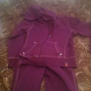 Gloria Vanderbilt  sports outfit