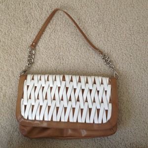 SOLD❗Nine West Woven Leather Clutch