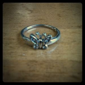 10 carat white gold butterfly ring