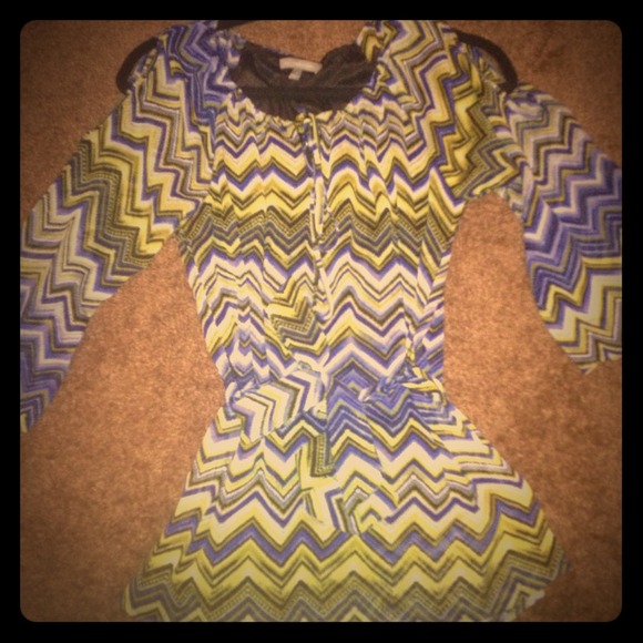 Zigzag pattern shirts! 3/4 sleeves