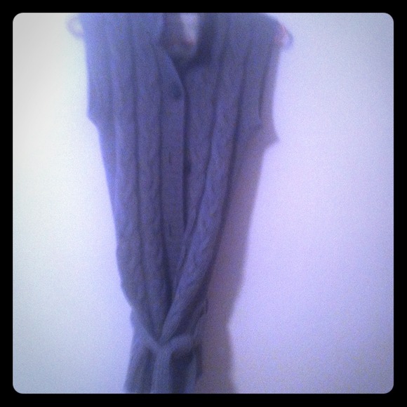 Throw over sleeveless  sweater