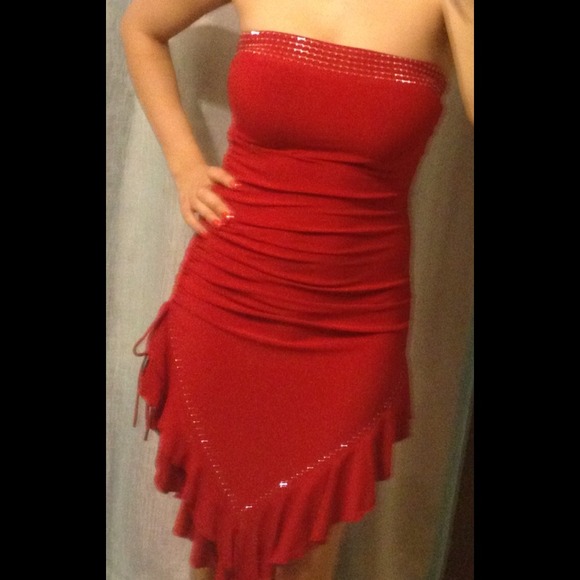 Red party dress