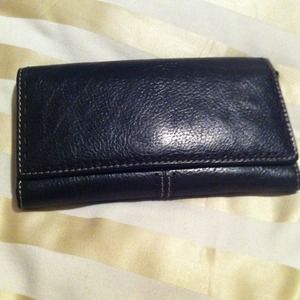 Black leather fossil wallet