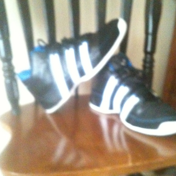 Adidas basketball shoes men's 11.5