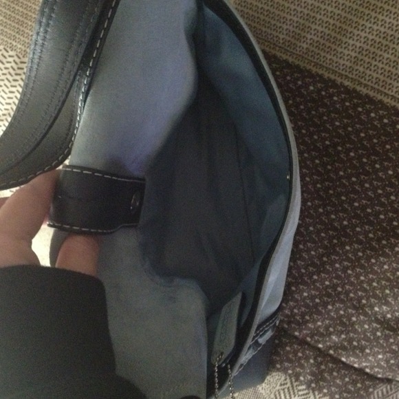 Authentic Coach - Picture 4 of 4