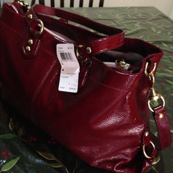 πSOLD π crimson Tote. π - Picture 2 of 3