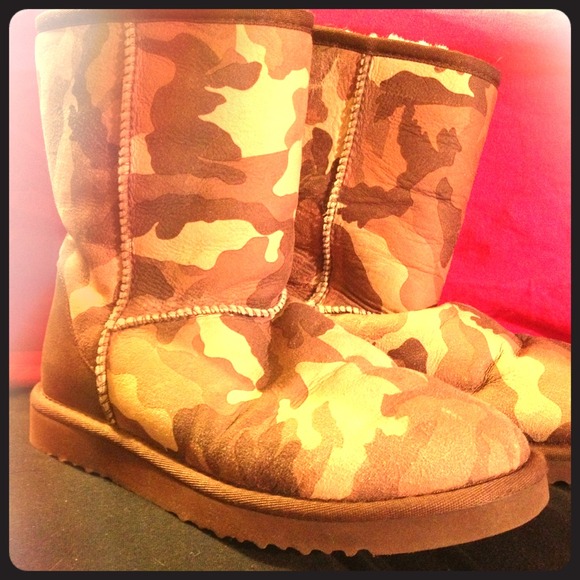 Camo Uggs