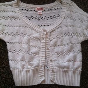 White Short cardigan/On Hold!!