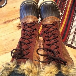 Tall sorel boots with fur