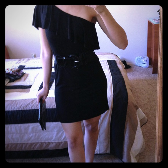 wet seal Dresses & Skirts - Wet seal little black dress