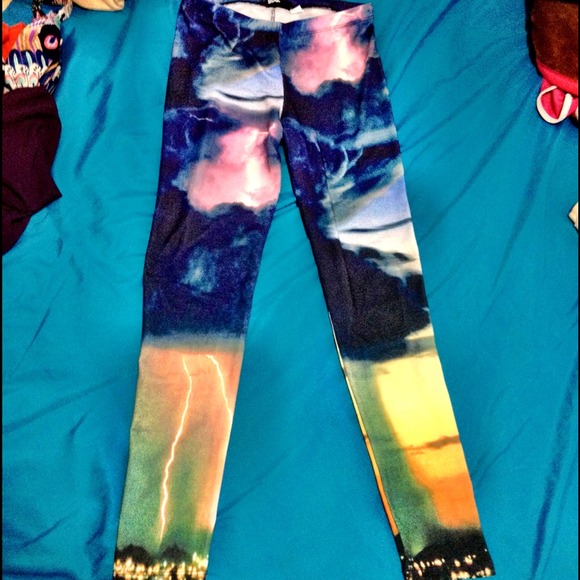❌SOLD❌ Scenic Leggings 😍