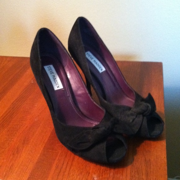 Peep toe classy heel