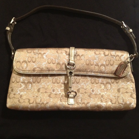 COACH evening bag clutch💢REDUCED💢 - Picture 1 of 3