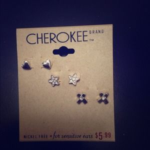 3 stud earrings