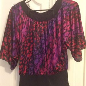 **Bundled**Sexy silky top!