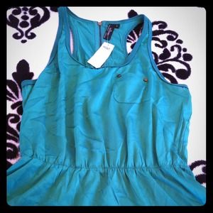 ⛔Bundled⛔NWT green dress shirt