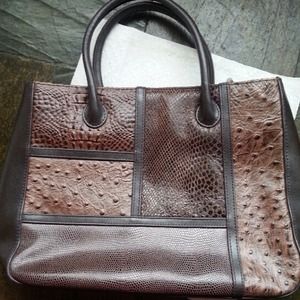 😊Rsduced☺Authentic stone mountain handbag