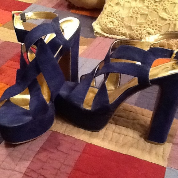Deep blue size 7 1/2 heels